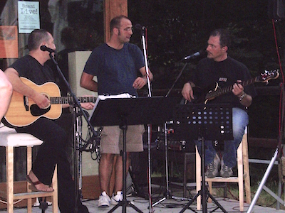 8mani acoustic live