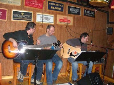 8mani acoustic trio