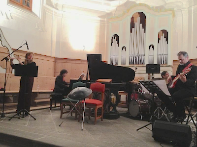 Versatile 4et live CH