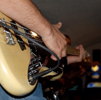 Bass_luzaslap